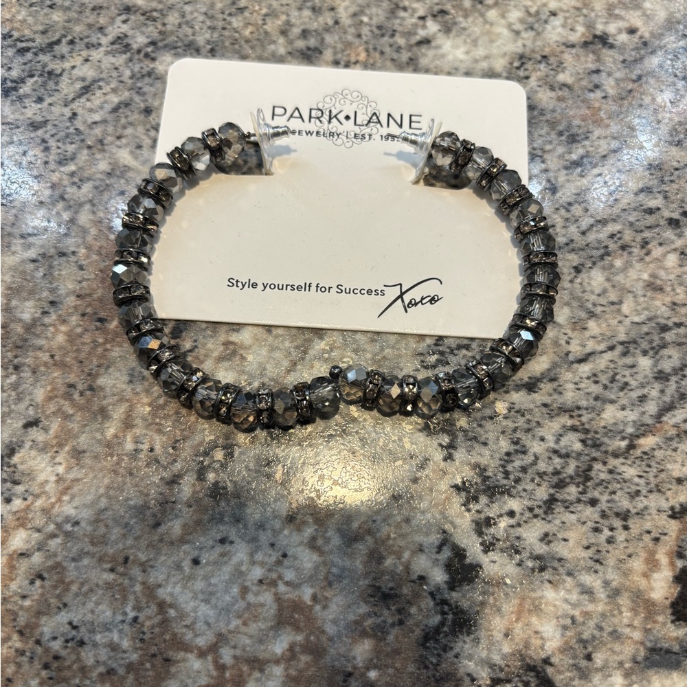 Park Lane Sparkling Gray Beaded Hoop